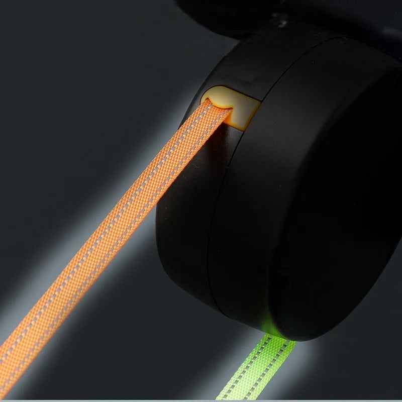 Double Dog Lead | Retractable | 3 Metre Dual Lines | Built In Light